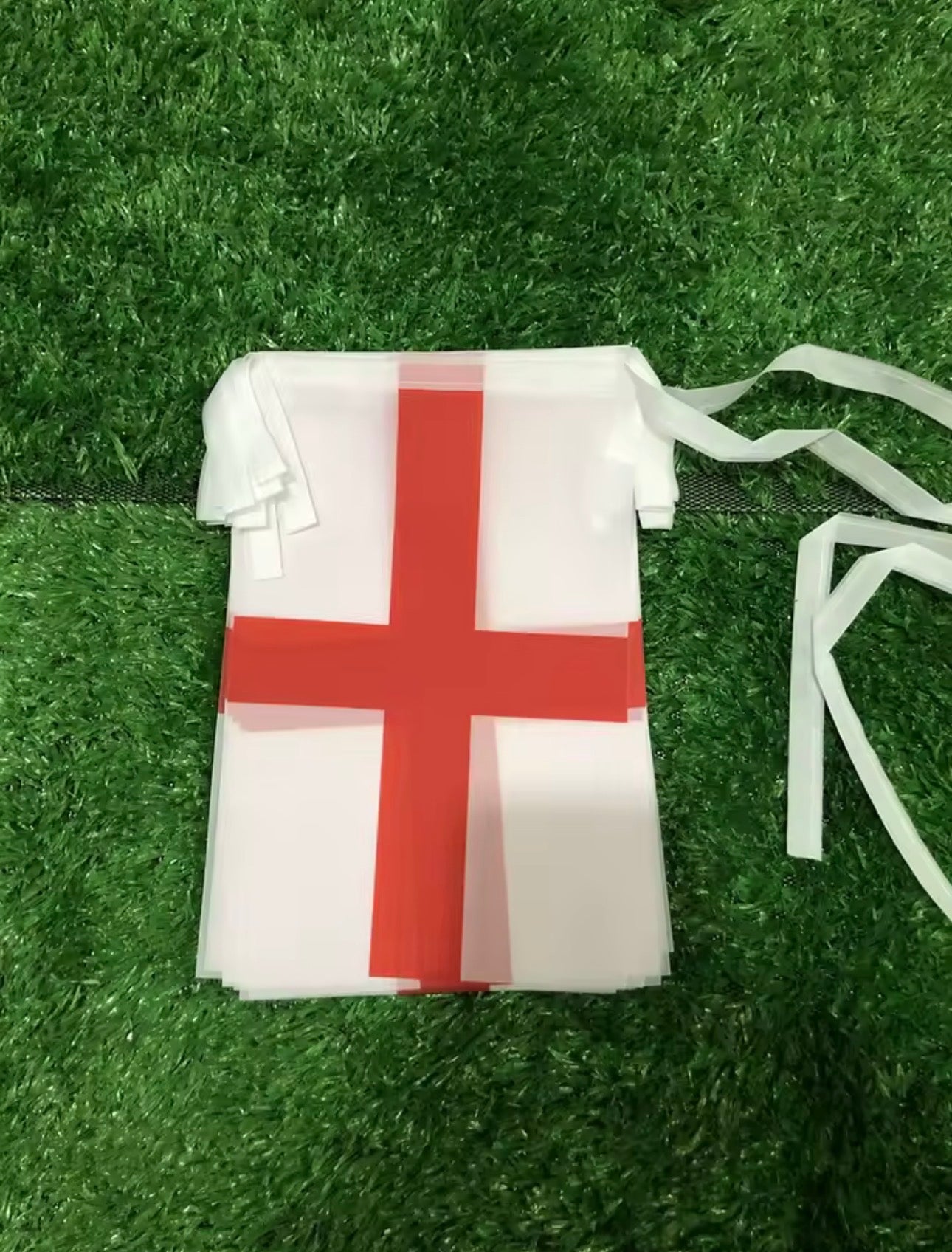 England flag World Cup bundle 2x large flags 1x bunting with 20 flags 2x car flags 10x hand held flags
