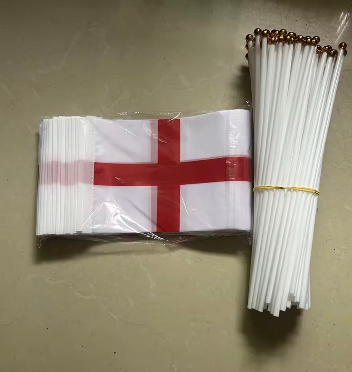 England flag World Cup bundle 2x large flags 1x bunting with 20 flags 2x car flags 10x hand held flags